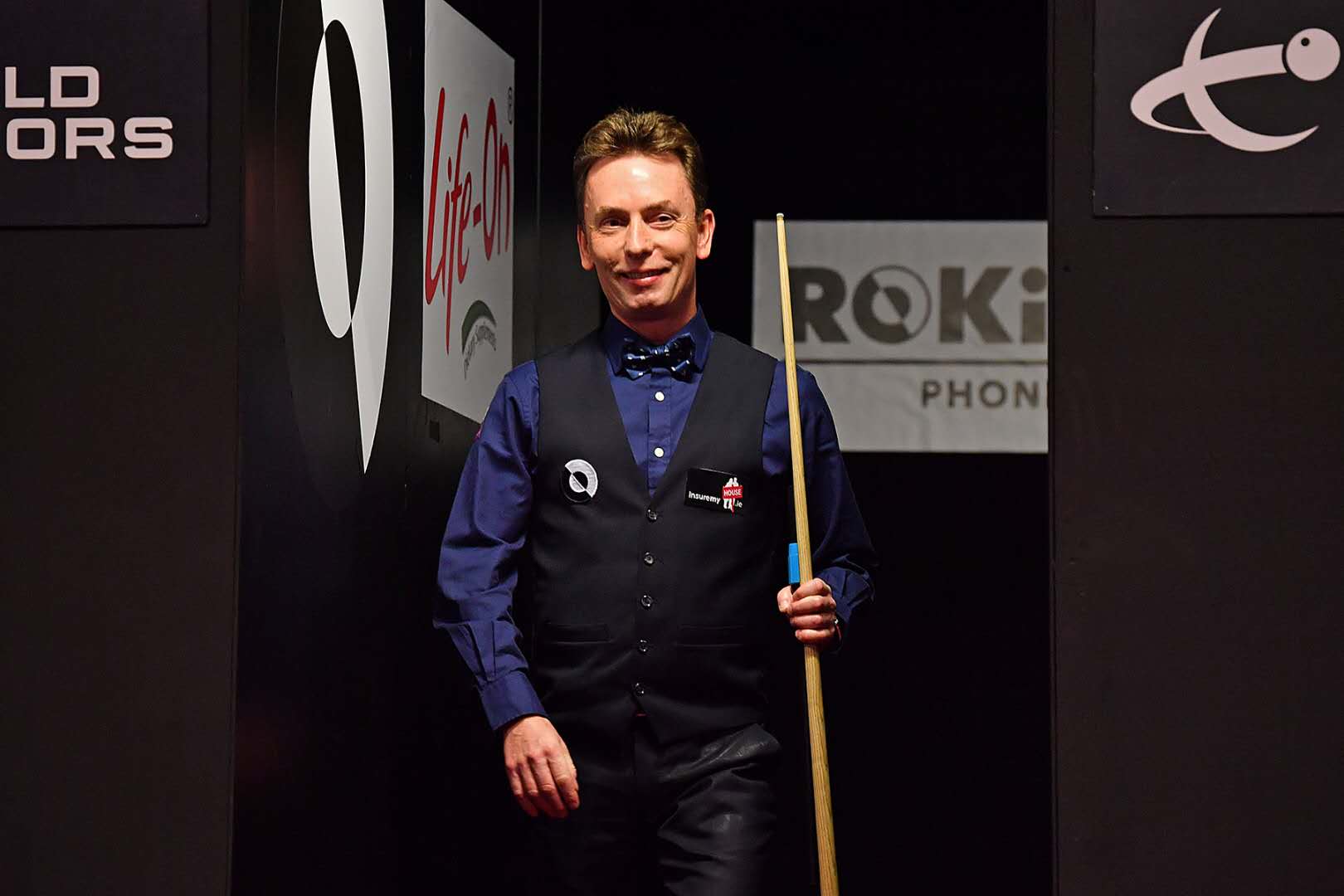 他没有盲目 他没有盲目