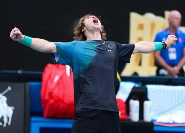 更是意甲射 更是意甲射